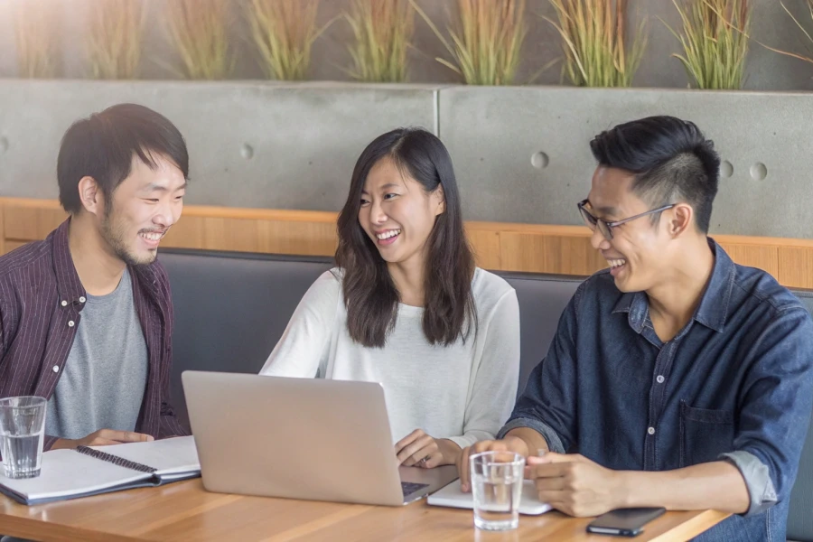 The AI-Powered LMS: A Powerful New Tool for Corporate and NGO Training in Hong Kong